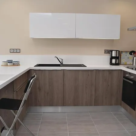 Awesome In Germain Sur Ay With Kitchen Сasa de vacaciones Saint-Germain-sur-Ay